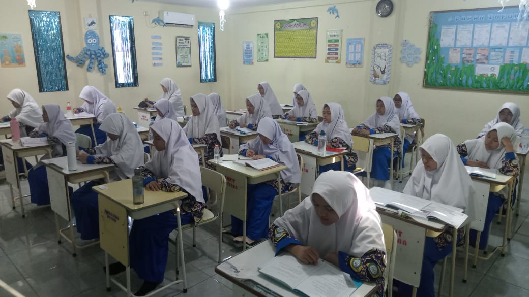 Kegiatan Penilaian Sumatif Tengah Semester Ganjil 2025 SMPIT Al Fidaa